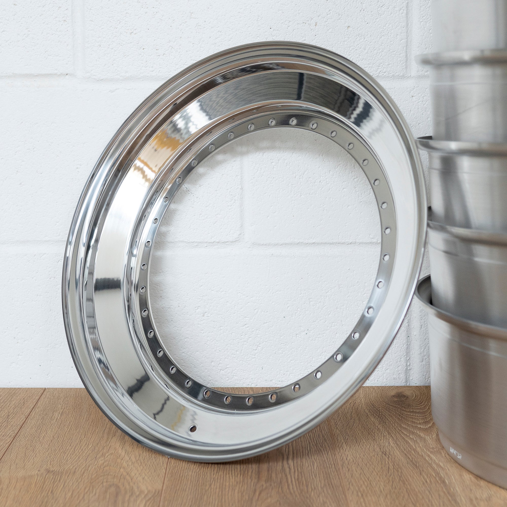 18" to 20" AMG Aero II - Outer Wheel Lip