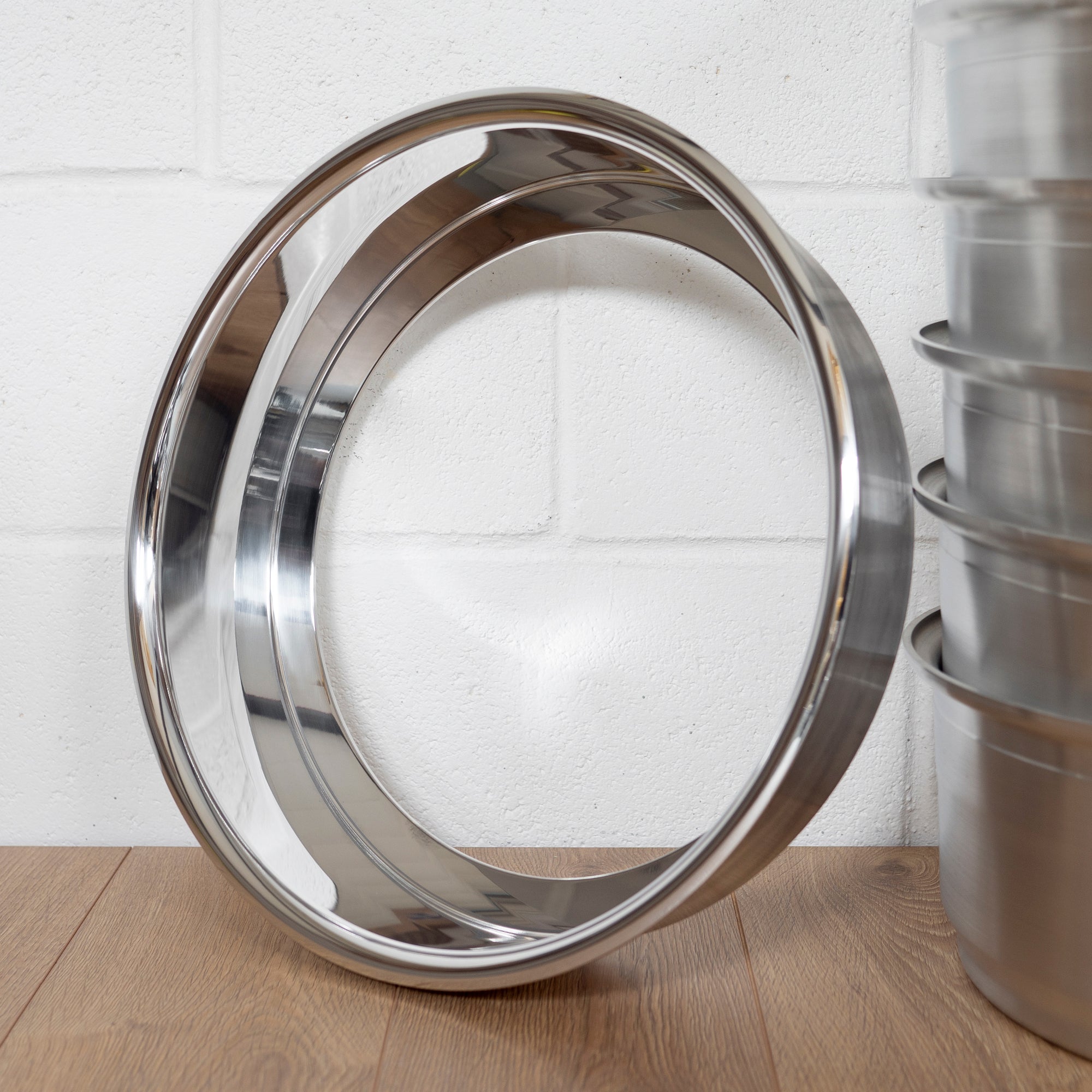 18" OZ Opera - Reverse Outer Wheel Lip