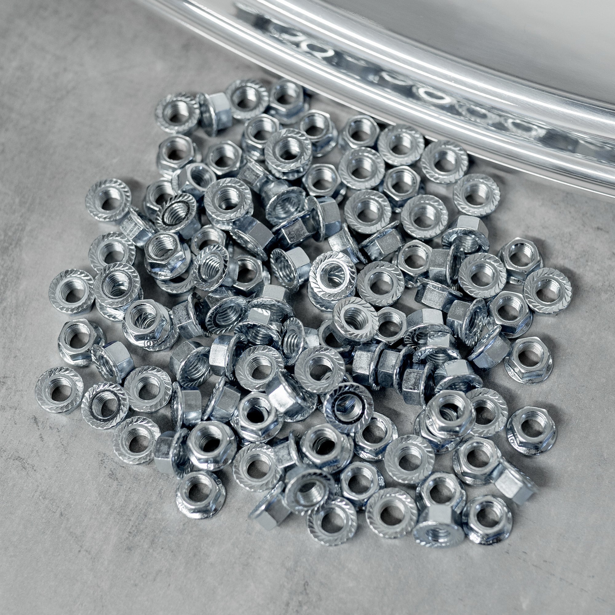 Serrated M7 Nuts