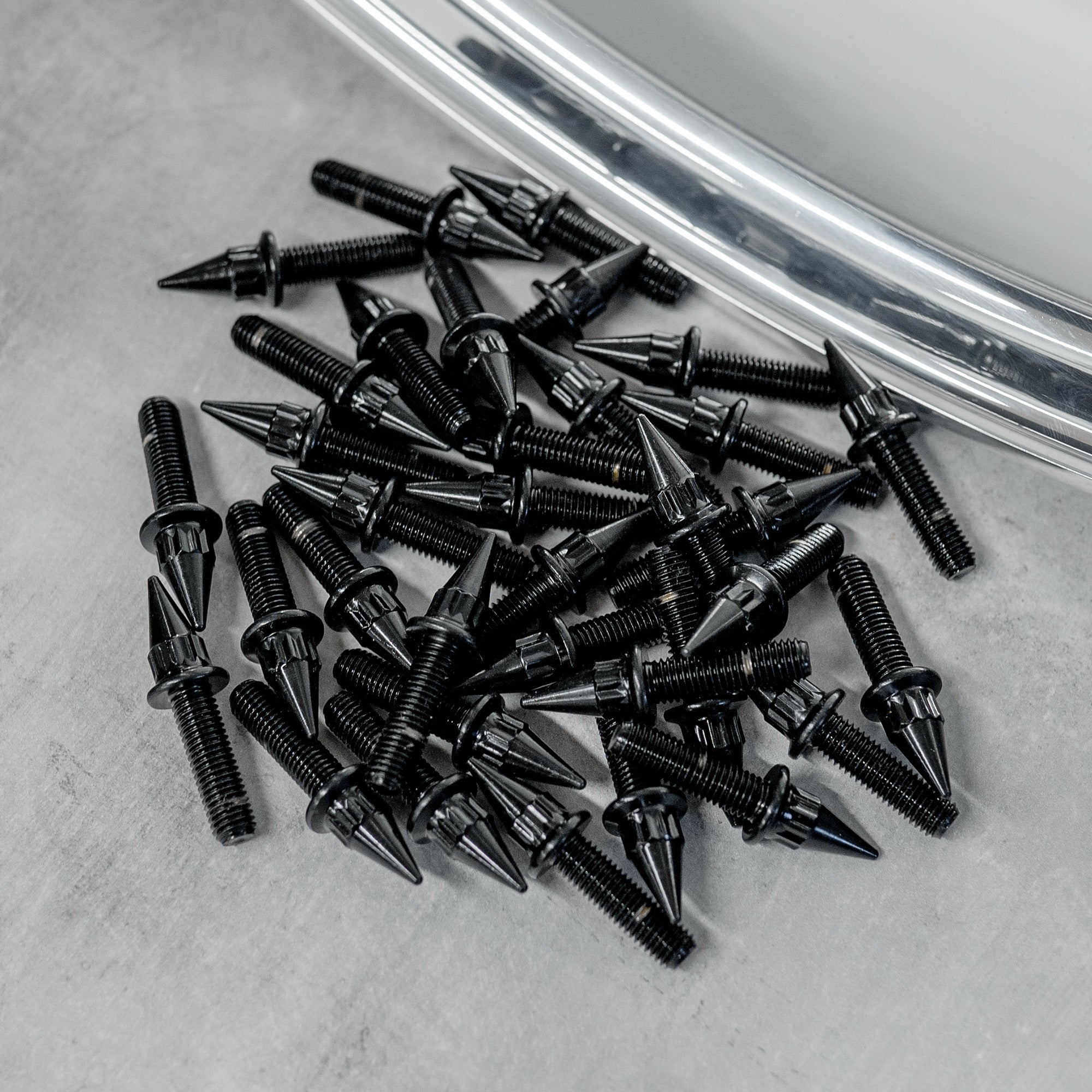 M7 24mm Steel Assembly Hardware (Spiked)