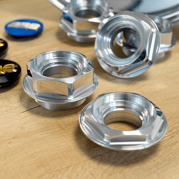 BBS DesignLine キャップ とBBS RS くどぅ クォーターHex 4個